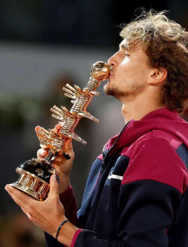 张奔斗：兹维列夫的这个冠军，难度系数可真不小